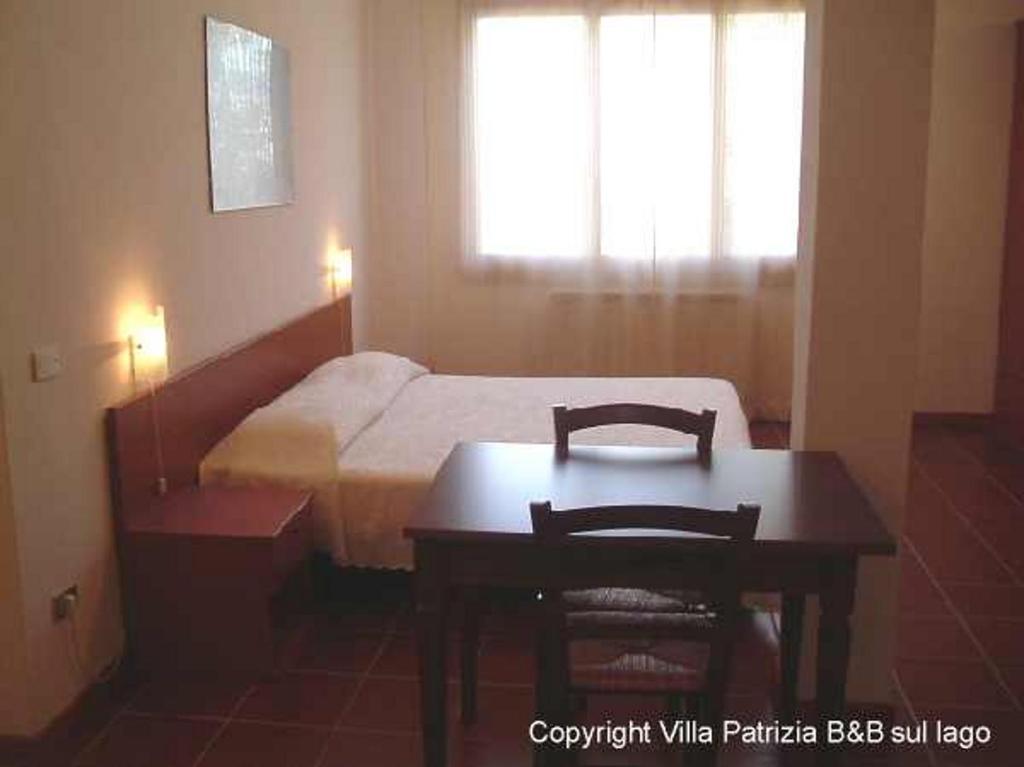 Villa Patrizia B&B Sul Lago Capoterra Exterior foto